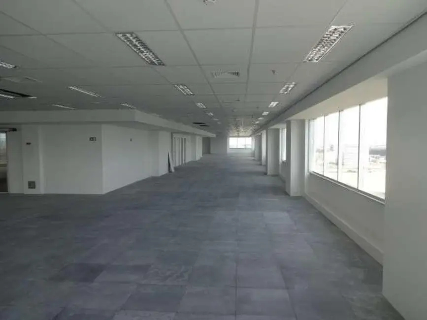 Sala Comercial à venda e para alugar, 958m2 em Barueri - SP - imagem 5 Foto 5 de Sala Comercial à venda e para alugar, 958m2 em Barueri - SP