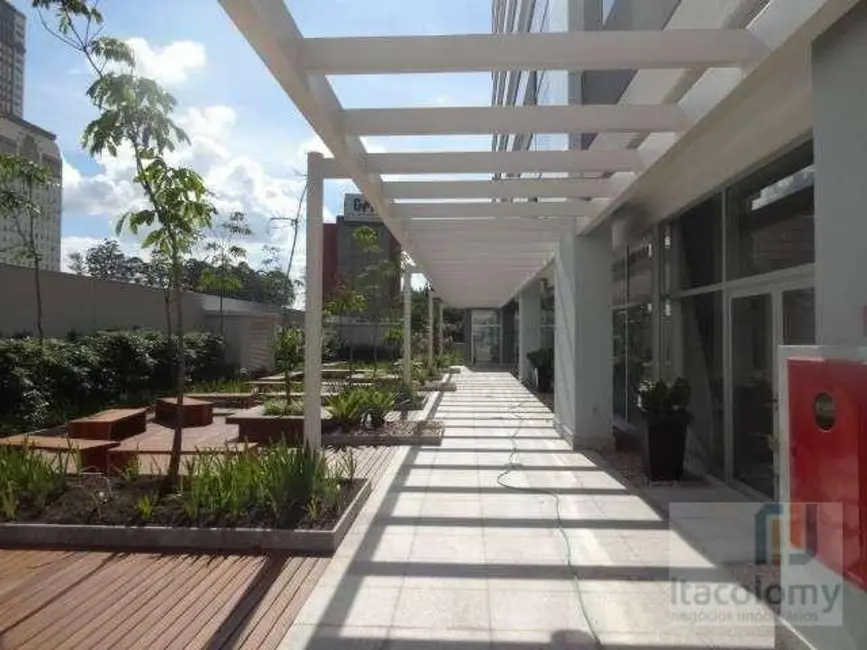 Sala Comercial à venda e para alugar, 958m2 em Barueri - SP - imagem 9 Foto 9 de Sala Comercial à venda e para alugar, 958m2 em Barueri - SP