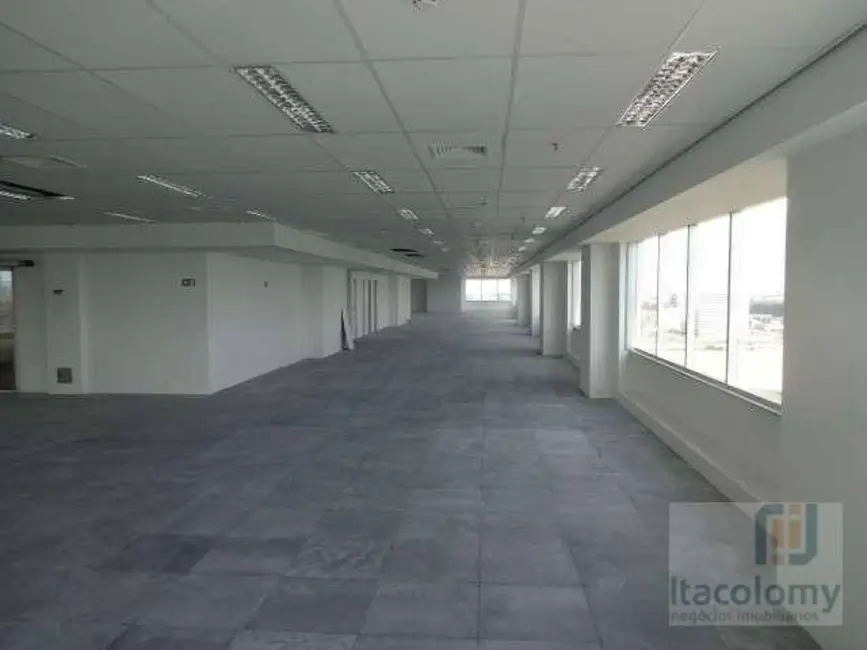 Foto 5 de Sala Comercial à venda e para alugar, 958m2 em Barueri - SP
