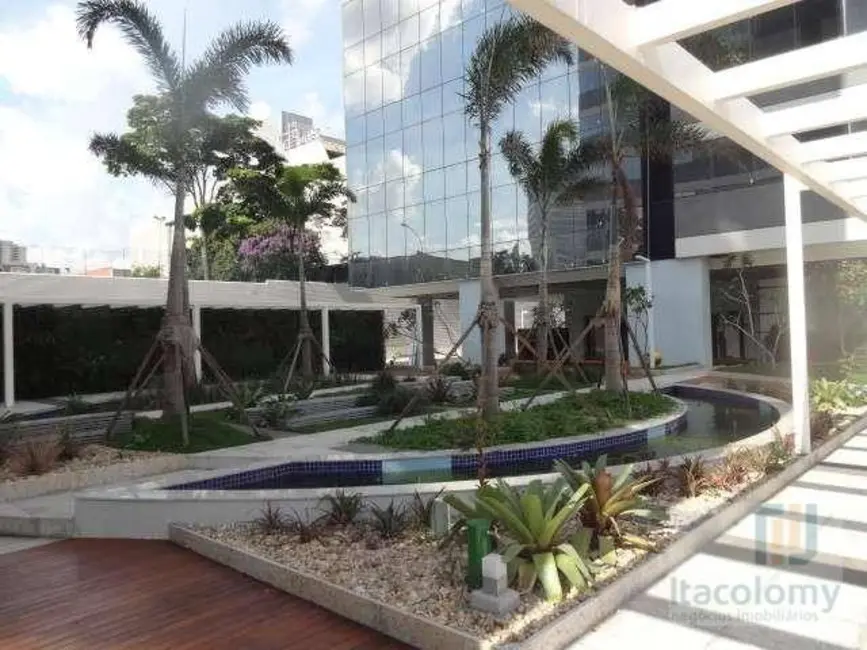 Foto 2 de Sala Comercial à venda e para alugar, 958m2 em Barueri - SP