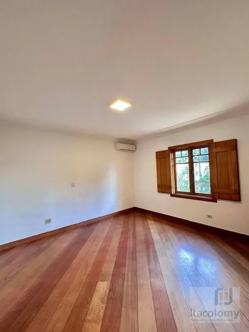 Foto 3 de Casa de Condomínio com 5 quartos à venda e para alugar, 1059m2 em Santana De Parnaiba - SP