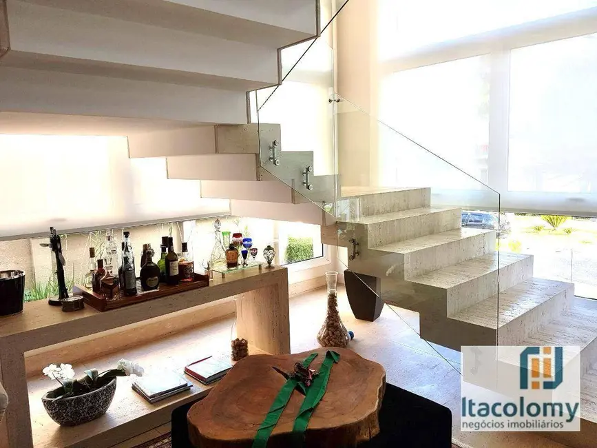 Foto 8 de Casa de Condomínio com 4 quartos à venda, 800m2 em Santana De Parnaiba - SP