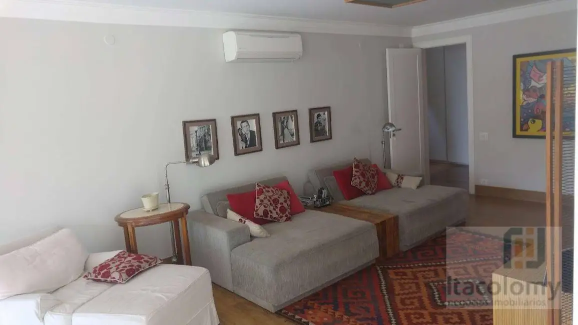 Foto 4 de Casa de Condomínio com 4 quartos à venda, 800m2 em Santana De Parnaiba - SP