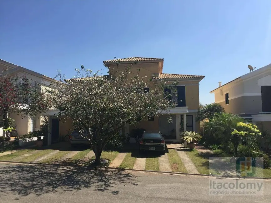 Foto 1 de Casa de Condomínio com 4 quartos à venda, 320m2 em Santana De Parnaiba - SP