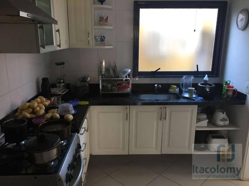 Foto 7 de Casa de Condomínio com 4 quartos à venda, 320m2 em Santana De Parnaiba - SP