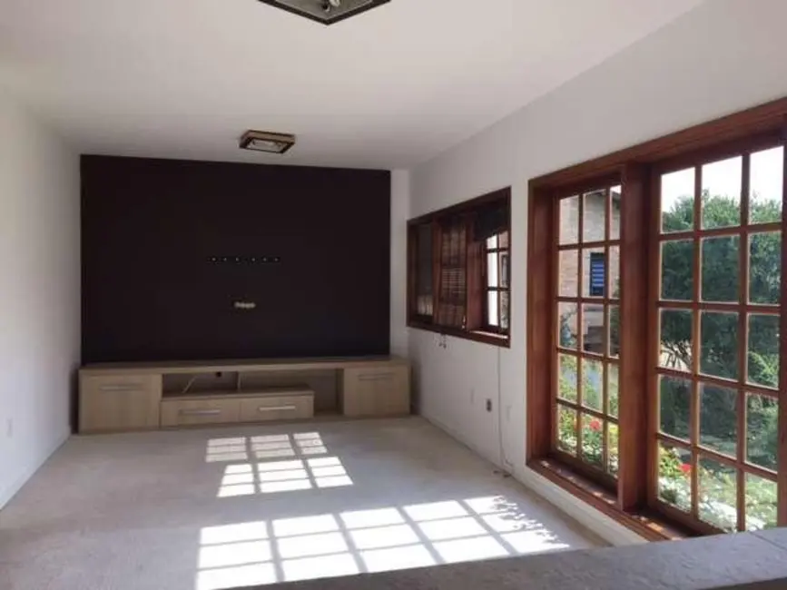 Foto 8 de Casa de Condomínio com 4 quartos para alugar, 390m2 em Santana De Parnaiba - SP