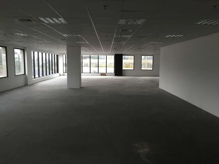 Foto 4 de Sala Comercial para alugar, 720m2 em Empresarial 18 do Forte, Barueri - SP