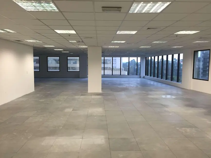 Foto 5 de Sala Comercial para alugar, 720m2 em Empresarial 18 do Forte, Barueri - SP