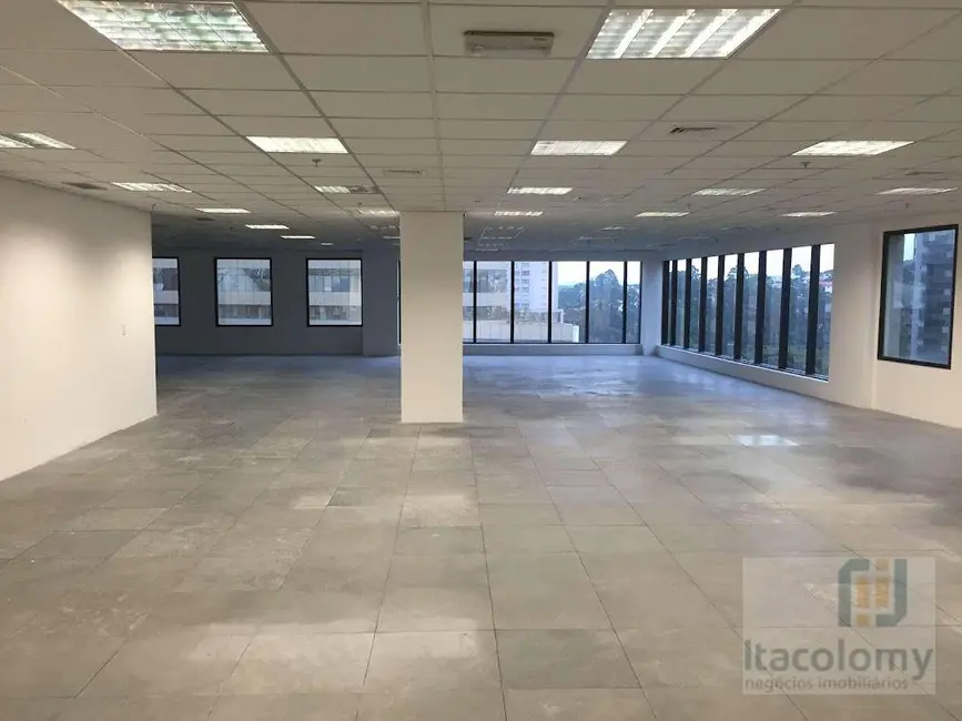 Foto 5 de Sala Comercial para alugar, 720m2 em Empresarial 18 do Forte, Barueri - SP