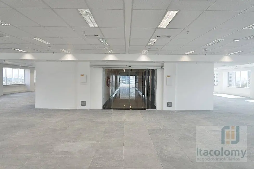 Foto 8 de Sala Comercial para alugar, 950m2 em Barueri - SP