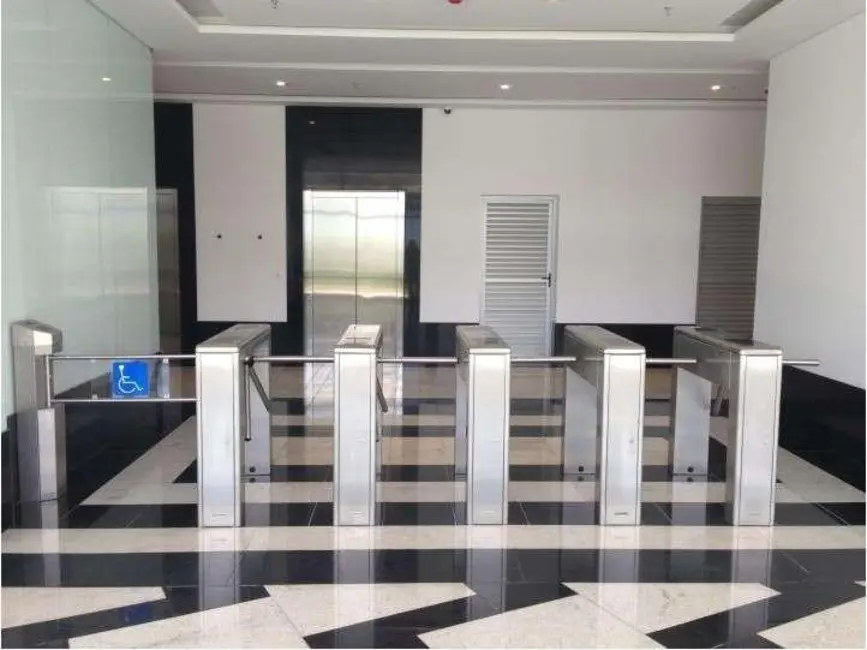 Sala Comercial para alugar, 950m2 em Barueri - SP - imagem 9 Foto 9 de Sala Comercial para alugar, 950m2 em Barueri - SP