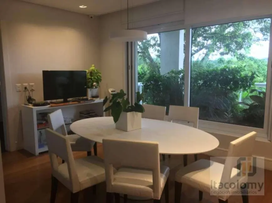 Foto 9 de Casa de Condomínio com 4 quartos à venda, 1754m2 em Santana De Parnaiba - SP