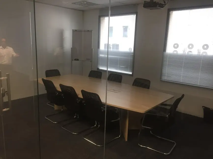 Foto 2 de Sala Comercial à venda e para alugar, 380m2 em Empresarial 18 do Forte, Barueri - SP