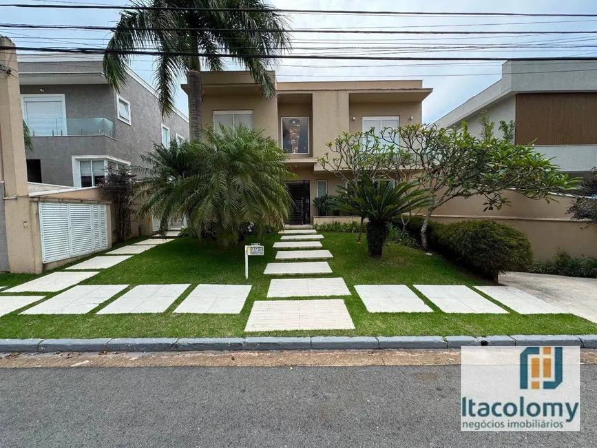 Foto 1 de Casa de Condomínio com 4 quartos à venda, 560m2 em Barueri - SP