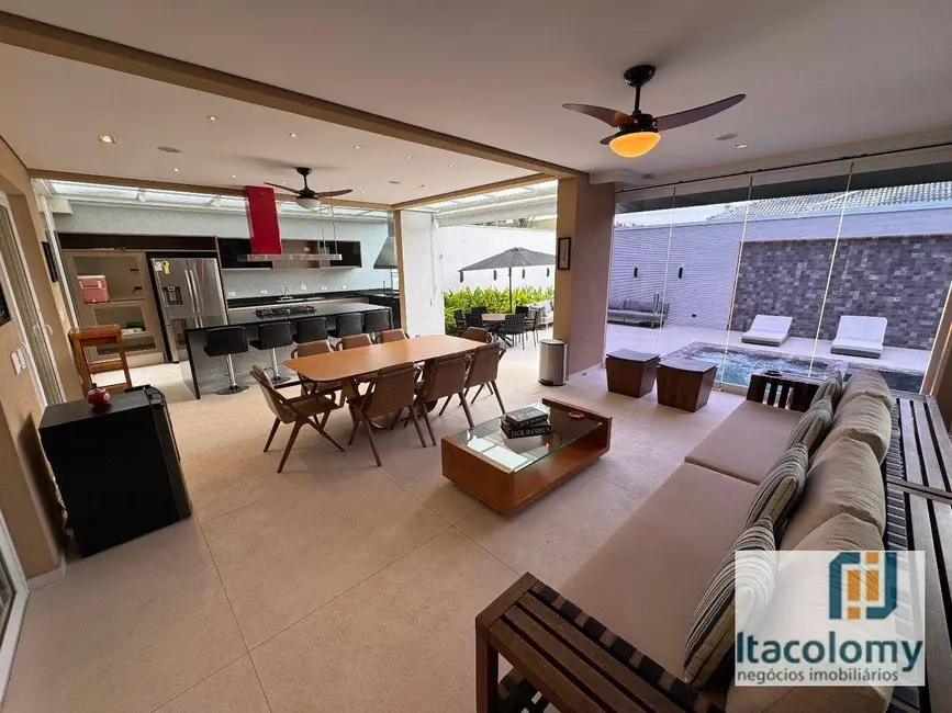 Foto 3 de Casa de Condomínio com 4 quartos à venda, 560m2 em Barueri - SP