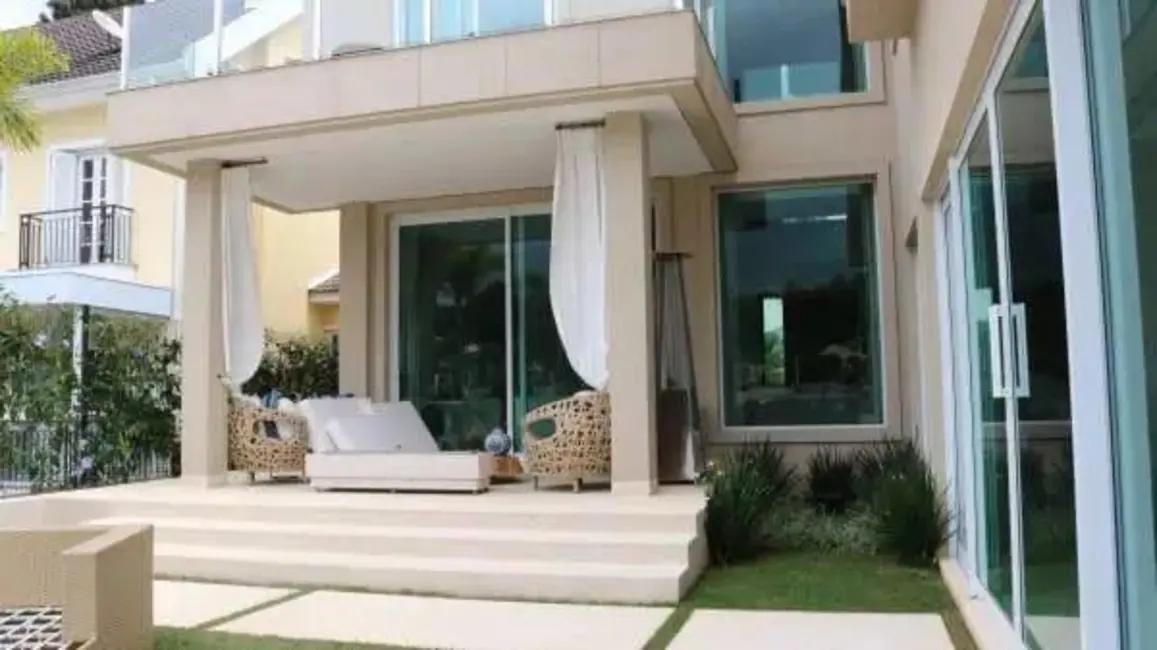 Foto 1 de Casa de Condomínio com 5 quartos à venda e para alugar, 835m2 em Santana De Parnaiba - SP