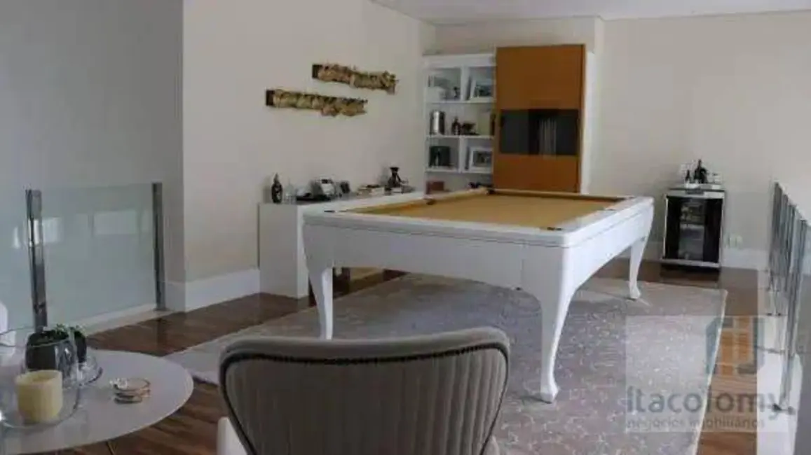 Foto 2 de Casa de Condomínio com 5 quartos à venda e para alugar, 835m2 em Santana De Parnaiba - SP