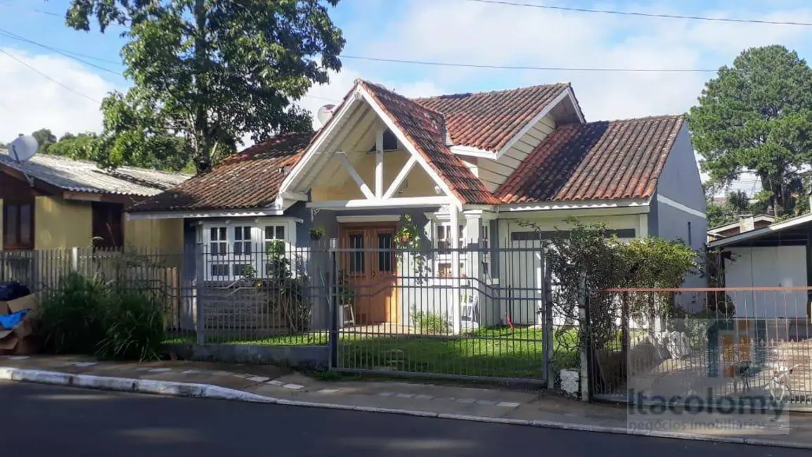 Foto 1 de Casa com 3 quartos à venda, 360m2 em Canela - RS