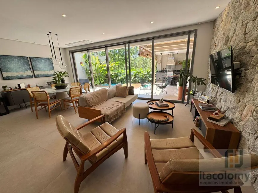 Foto 5 de Casa de Condomínio com 3 quartos à venda, 200m2 em Santana De Parnaiba - SP