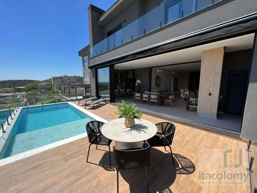 Foto 2 de Casa de Condomínio com 4 quartos à venda, 450m2 em Santana De Parnaiba - SP