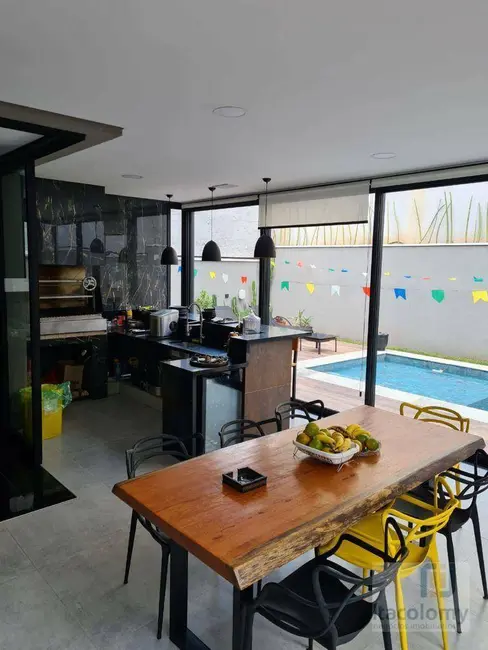 Foto 1 de Casa de Condomínio com 3 quartos à venda, 441m2 em Santana De Parnaiba - SP