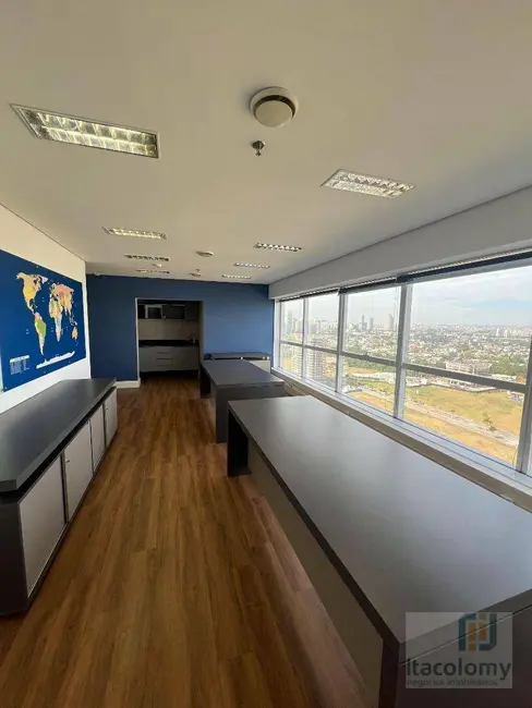 Foto 2 de Sala Comercial para alugar, 100m2 em Alphaville Empresarial, Barueri - SP