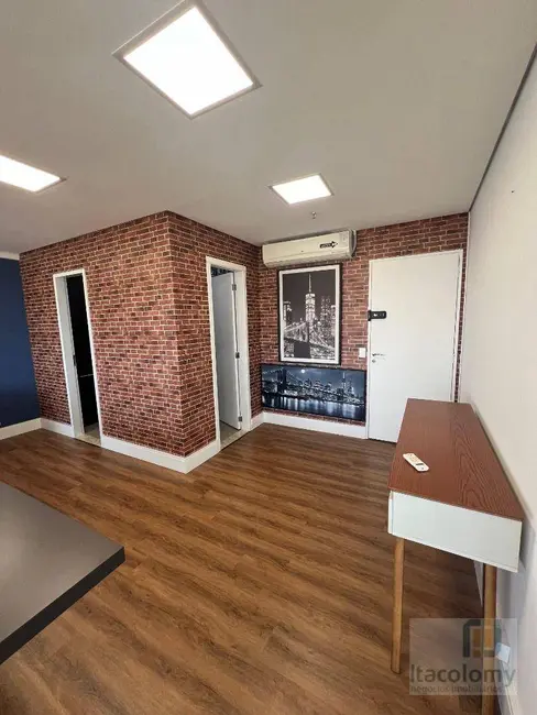 Sala Comercial à venda e para alugar, 100m2 em Alphaville Empresarial, Barueri - SP - imagem 6 Foto 6 de Sala Comercial à venda e para alugar, 100m2 em Alphaville Empresarial, Barueri - SP