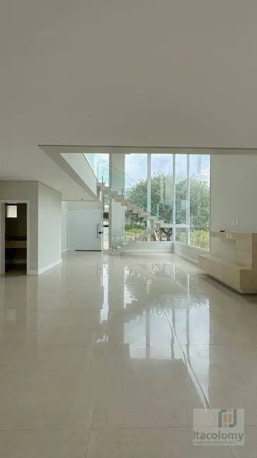 Foto 6 de Casa de Condomínio com 4 quartos para alugar, 490m2 em Santana De Parnaiba - SP