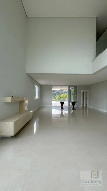 Foto 5 de Casa de Condomínio com 4 quartos para alugar, 490m2 em Santana De Parnaiba - SP