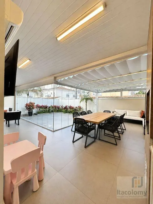 Foto 3 de Casa de Condomínio com 3 quartos para alugar, 350m2 em Tamboré, Santana De Parnaiba - SP
