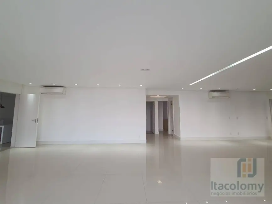 Foto 4 de Apartamento com 3 quartos para alugar, 243m2 em Alphaville Industrial, Barueri - SP