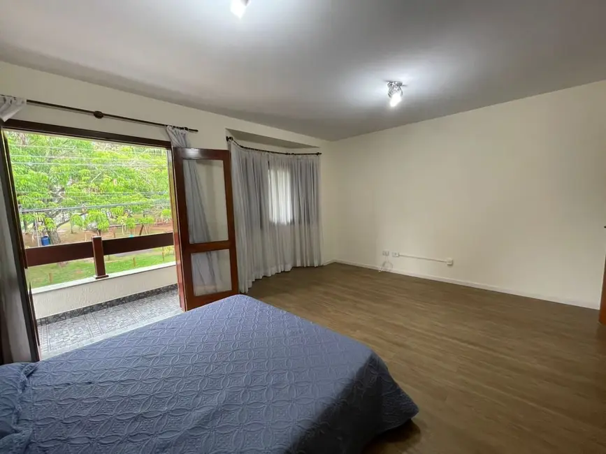 Casa de Condomínio com 4 quartos à venda, 360m2 em Santana De Parnaiba - SP - imagem 2 Foto 2 de Casa de Condomínio com 4 quartos à venda, 360m2 em Santana De Parnaiba - SP