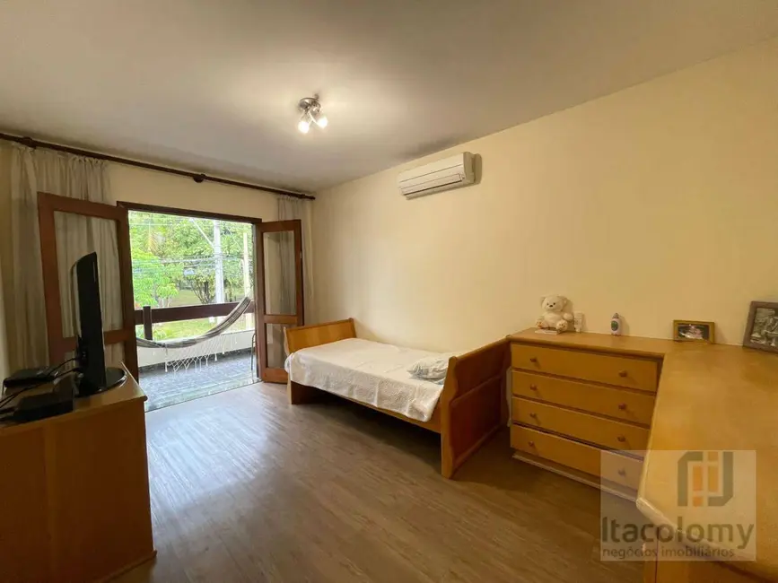 Foto 5 de Casa de Condomínio com 4 quartos à venda, 360m2 em Santana De Parnaiba - SP