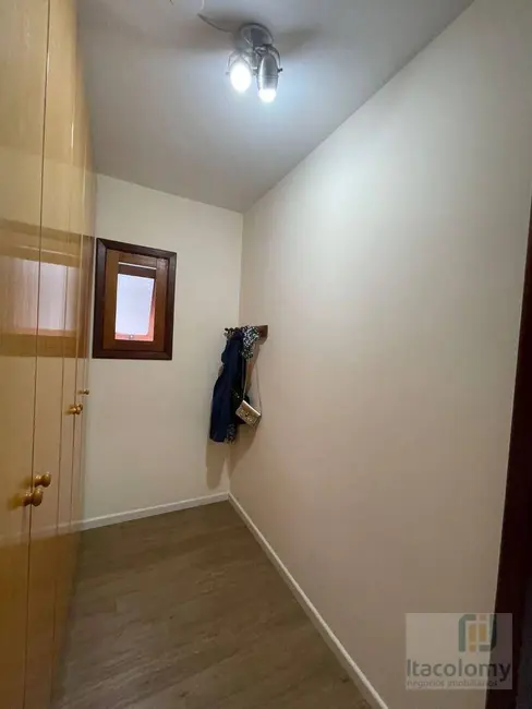 Foto 6 de Casa de Condomínio com 4 quartos à venda, 360m2 em Santana De Parnaiba - SP