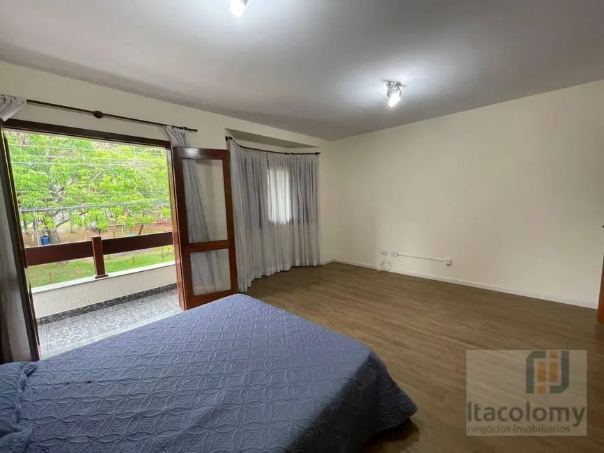 Foto 2 de Casa de Condomínio com 4 quartos à venda, 360m2 em Santana De Parnaiba - SP