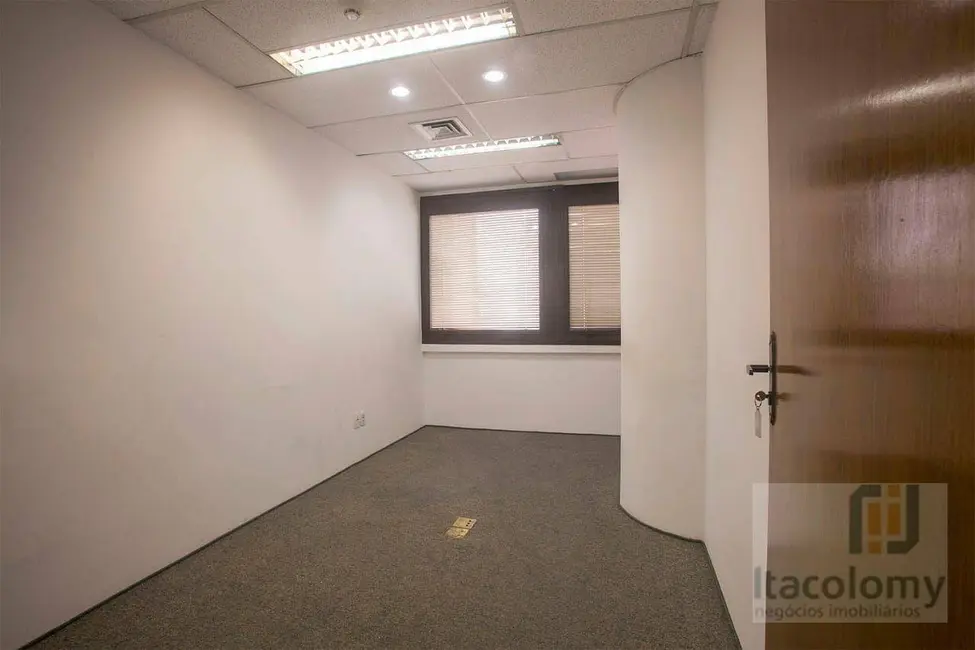 Foto 9 de Loft / Flat à venda e para alugar, 138m2 em Bela Vista, São Paulo - SP