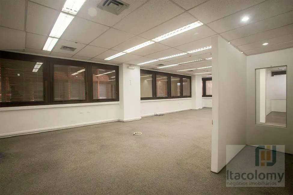 Foto 2 de Loft / Flat à venda e para alugar, 138m2 em Bela Vista, São Paulo - SP