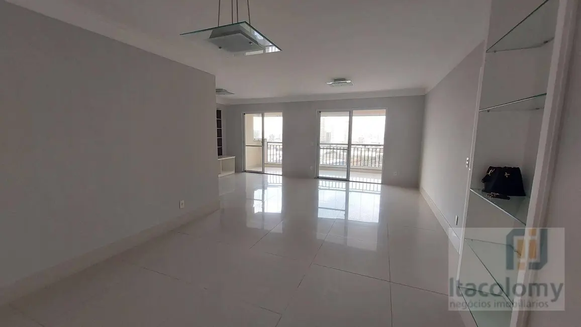 Foto 2 de Apartamento com 3 quartos à venda, 165m2 em Alphaville Industrial, Barueri - SP