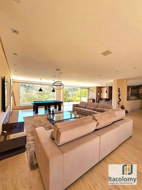 Foto 5 de Casa de Condomínio com 5 quartos à venda, 680m2 em Santana De Parnaiba - SP