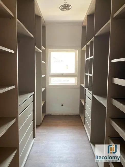 Foto 3 de Casa de Condomínio com 5 quartos à venda, 1927m2 em Santana De Parnaiba - SP