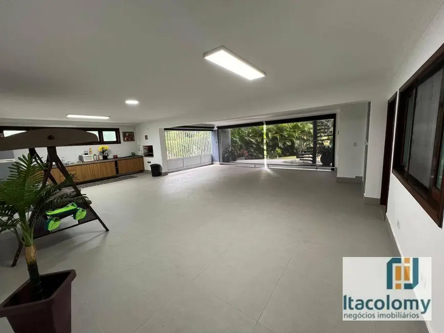 Casa de Condomínio com 4 quartos à venda, 1016m2 em Santana De Parnaiba - SP - imagem 4 Foto 4 de Casa de Condomínio com 4 quartos à venda, 1016m2 em Santana De Parnaiba - SP