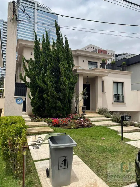 Casa de Condomínio com 4 quartos à venda, 490m2 em Alphaville Conde II, Barueri - SP - imagem 4 Foto 4 de Casa de Condomínio com 4 quartos à venda, 490m2 em Alphaville Conde II, Barueri - SP