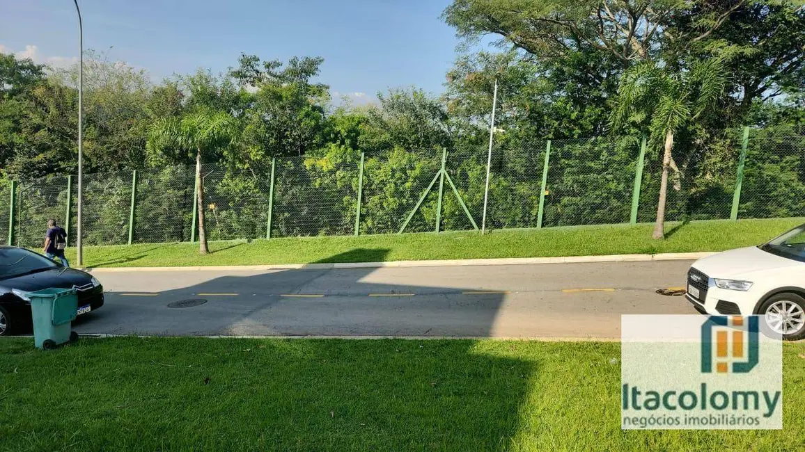 Foto 3 de Terreno / Lote à venda, 559m2 em Santana De Parnaiba - SP