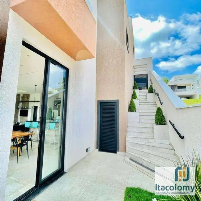 Casa de Condomínio com 3 quartos à venda, 420m2 em Santana De Parnaiba - SP - imagem 4 Foto 4 de Casa de Condomínio com 3 quartos à venda, 420m2 em Santana De Parnaiba - SP