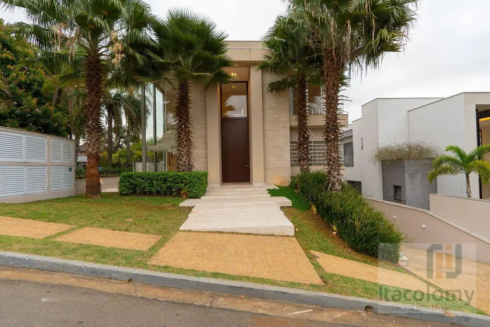 Foto 1 de Casa de Condomínio com 4 quartos à venda, 744m2 em Barueri - SP