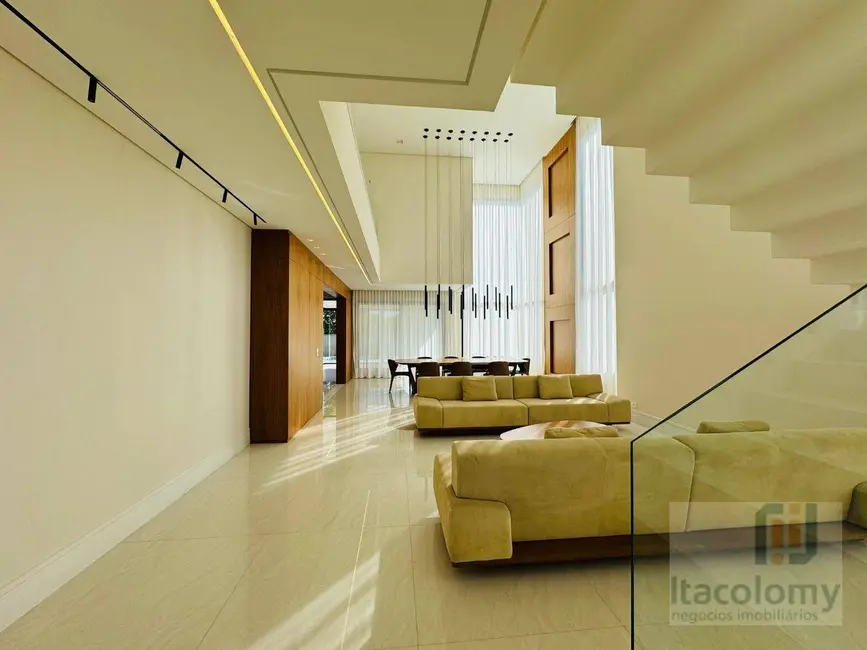 Casa de Condomínio com 4 quartos à venda, 543m2 em Santana De Parnaiba - SP - imagem 9 Foto 9 de Casa de Condomínio com 4 quartos à venda, 543m2 em Santana De Parnaiba - SP