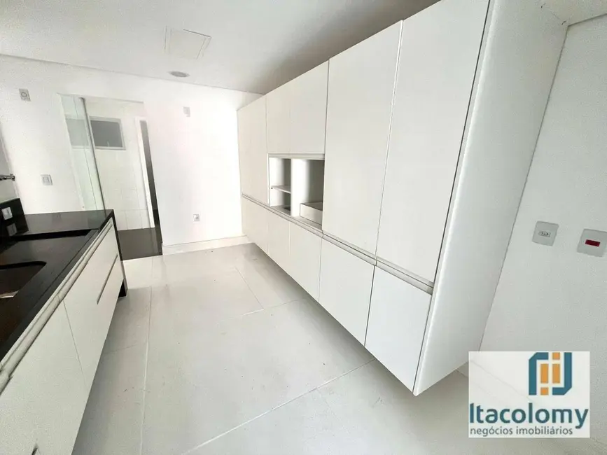 Foto 8 de Casa de Condomínio com 3 quartos à venda e para alugar, 230m2 em Tamboré, Santana De Parnaiba - SP