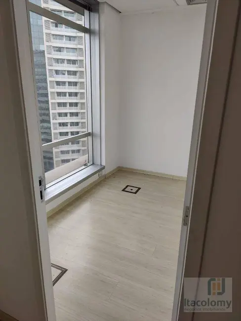 Foto 8 de Loft / Flat à venda, 90m2 em Alphaville Industrial, Barueri - SP