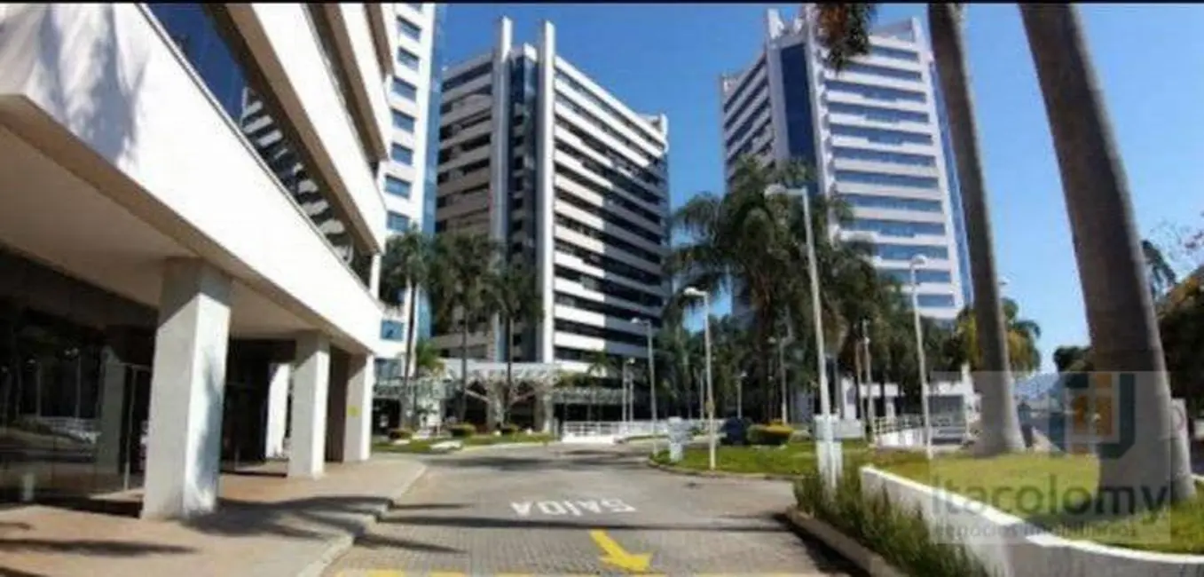 Foto 3 de Loft / Flat à venda, 90m2 em Alphaville Industrial, Barueri - SP