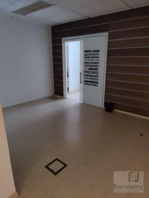 Foto 1 de Loft / Flat à venda, 90m2 em Alphaville Industrial, Barueri - SP